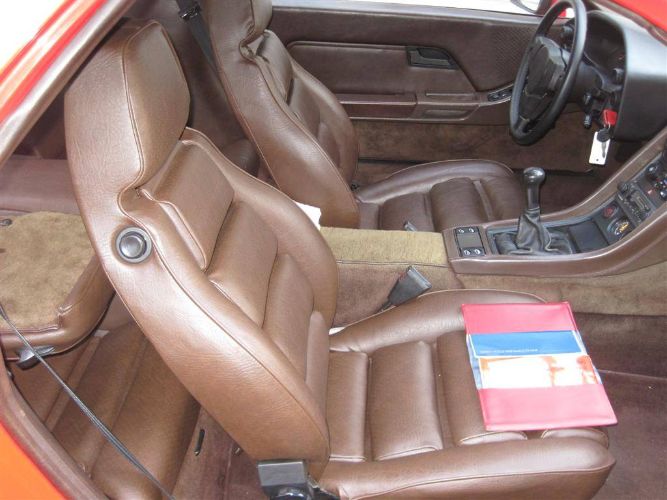 Porsche-928-1979-Red-9