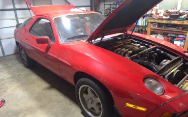 Porsche-928-1982-Coupe-1