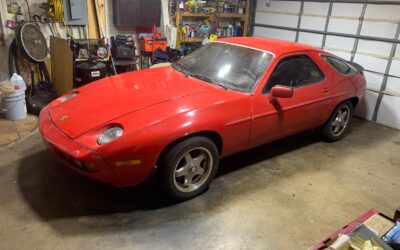 Porsche 928 1982 Coupe