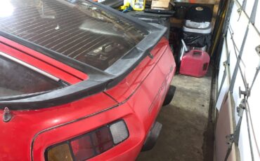 Porsche-928-1982-Coupe-8