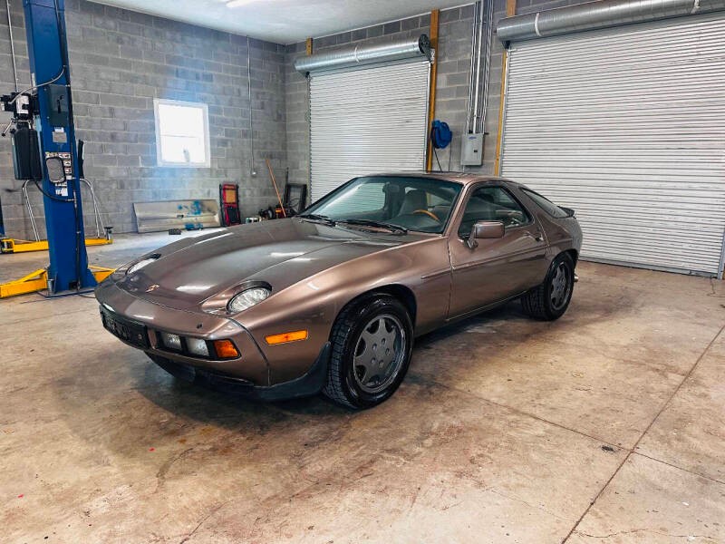 Porsche 928 1984 Coupe