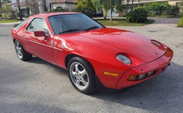 Porsche-928-1984-Red-11