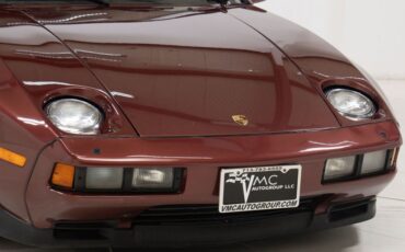 Porsche-928-1985-Coupe-11