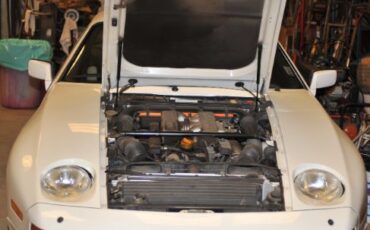 Porsche-928-1988-3
