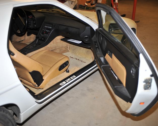 Porsche-928-1988-4
