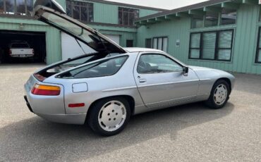 Porsche-928-1988-Silver-1