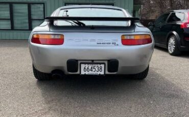 Porsche-928-1988-Silver-4
