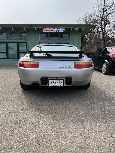 Porsche-928-1988-Silver-4