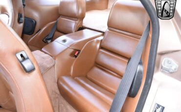 Porsche-928-1988-coupe-20