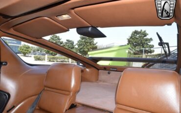 Porsche-928-1988-coupe-22