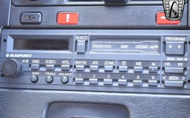 Porsche-928-1988-coupe-24