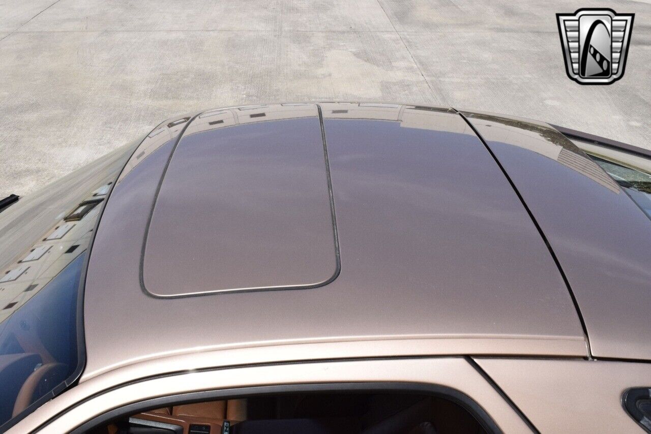 Porsche-928-1988-coupe-8