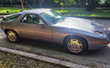 Porsche 928 1989 Coupe
