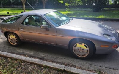 Porsche 928 1989 Coupe