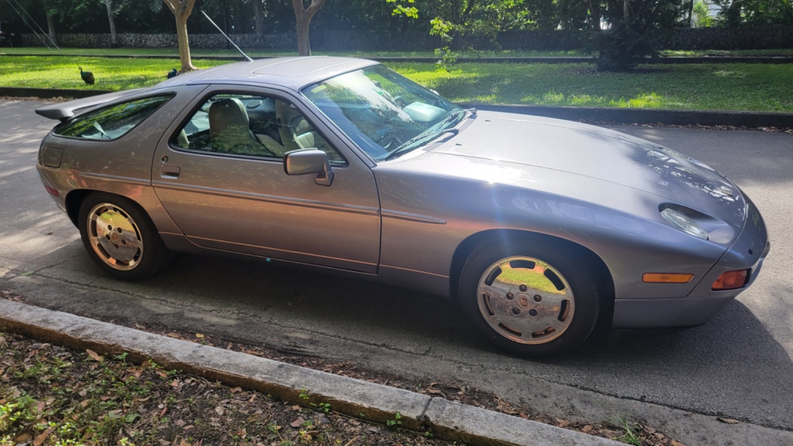 Porsche 928 1989 Coupe