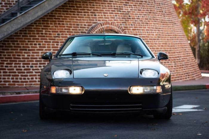 Porsche-928-1991-Slate-Gray-Metallic-Gray-Leather-10