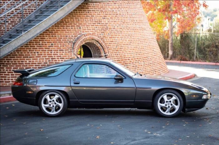 Porsche-928-1991-Slate-Gray-Metallic-Gray-Leather-12