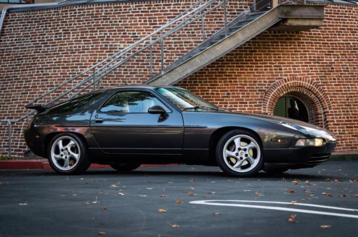 Porsche-928-1991-Slate-Gray-Metallic-Gray-Leather