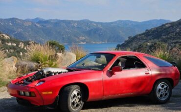 Porsche-928s-1980-Red-14