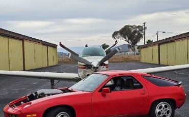 Porsche-928s-1980-Red-20