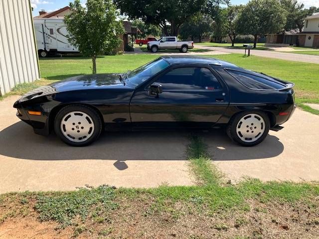 Porsche-928s-1986-Black-Black-11