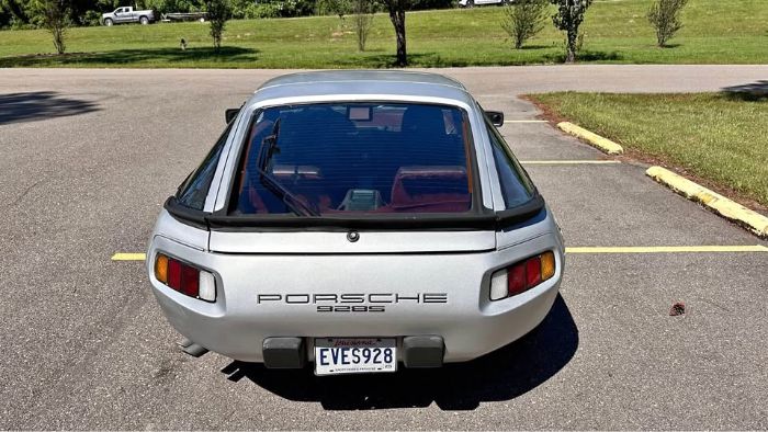 Porsche-928s-1986-Silver-Burgundy-12