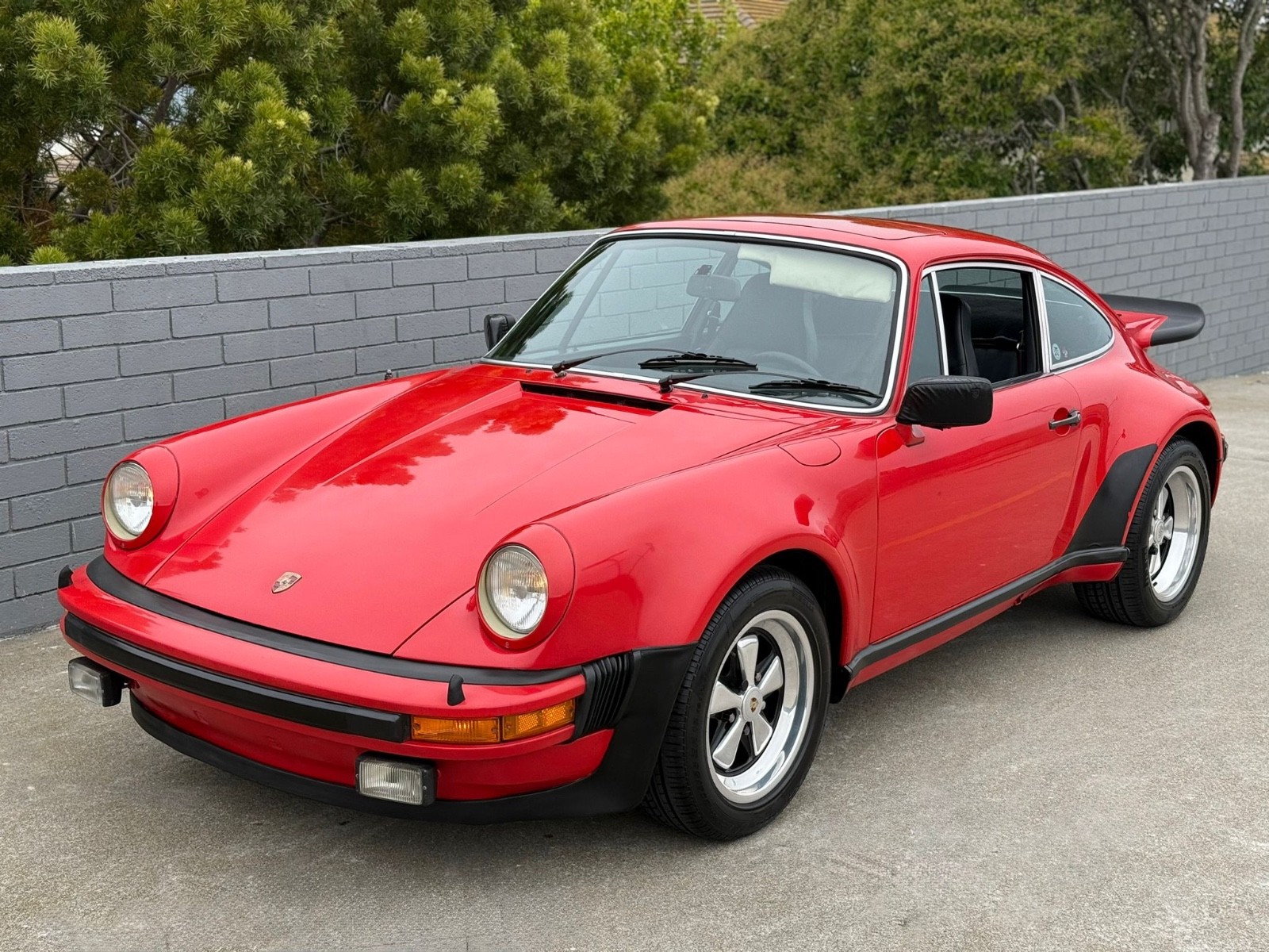 Porsche-930-1977-1