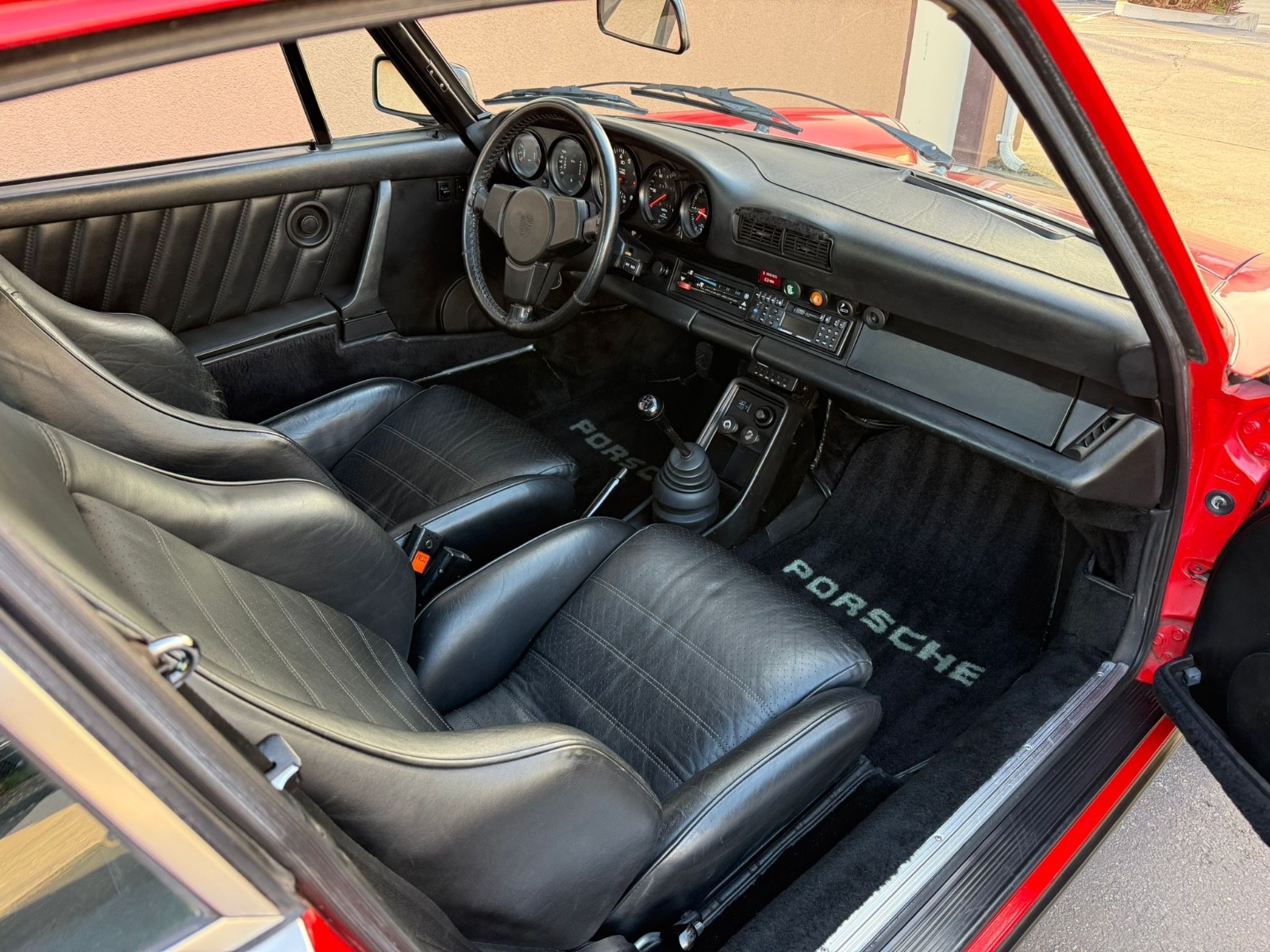Porsche-930-1977-10