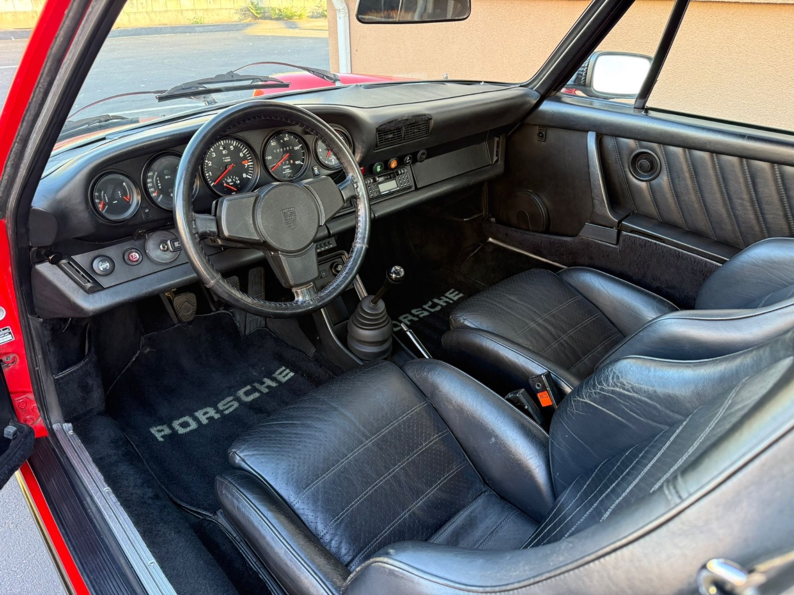 Porsche-930-1977-8