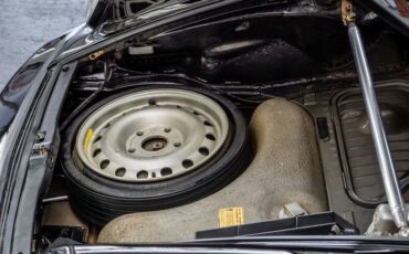 Porsche-930-1986-Coupe-11