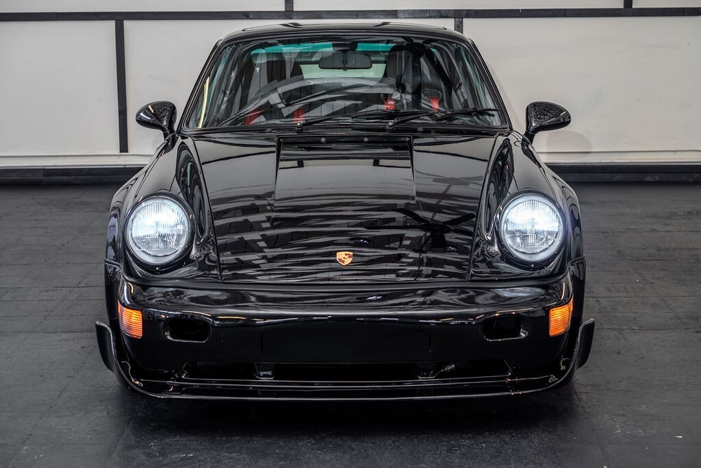 Porsche-930-1986-Coupe-24