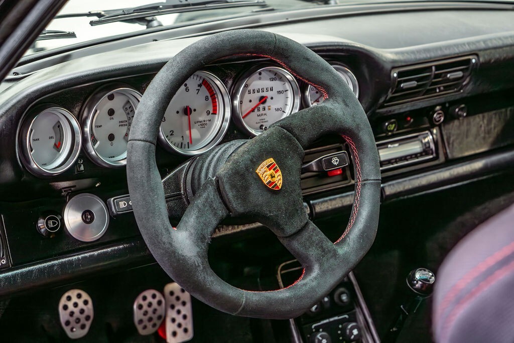 Porsche-930-1986-Coupe-8
