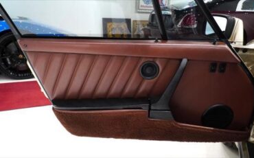 Porsche-930-Turbo-Carrera-1977-10