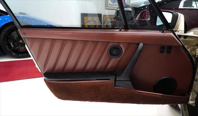 Porsche-930-Turbo-Carrera-1977-10