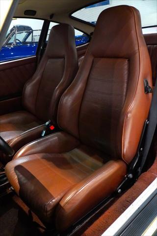 Porsche-930-Turbo-Carrera-1977-11