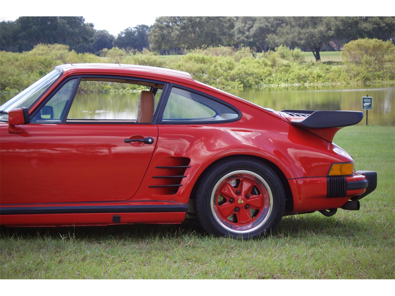Porsche-930-turbo-1978-Bright-Red-Brown-26