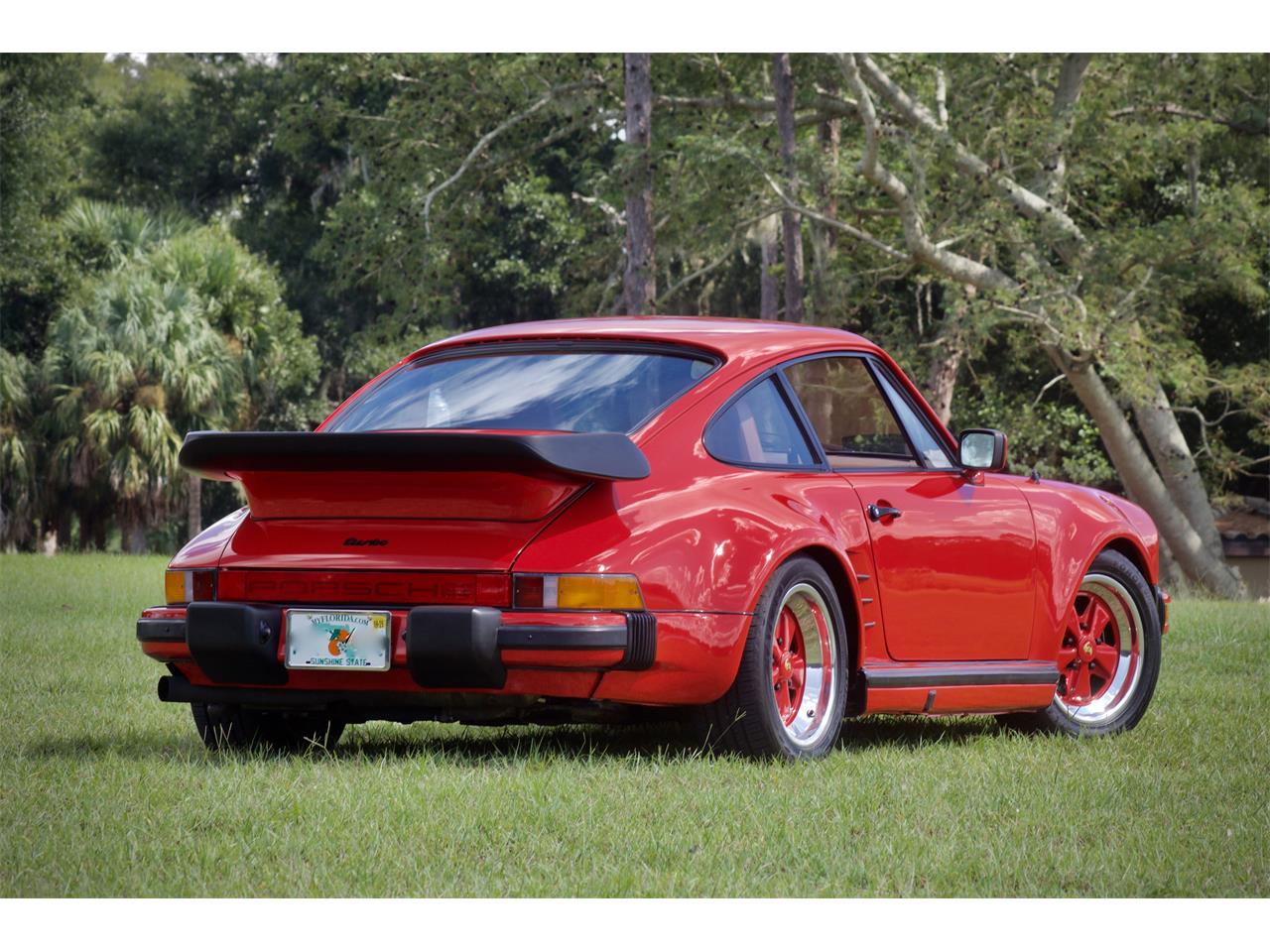 Porsche-930-turbo-1978-Bright-Red-Brown-35