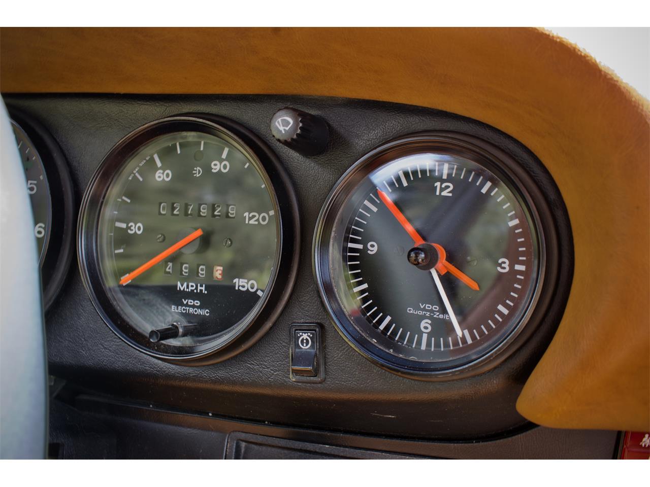 Porsche-930-turbo-1978-Bright-Red-Brown-54