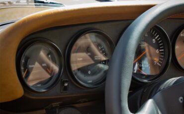Porsche-930-turbo-1978-Bright-Red-Brown-85