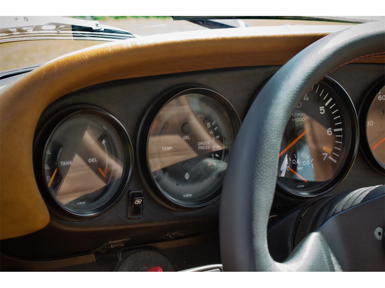 Porsche-930-turbo-1978-Bright-Red-Brown-85