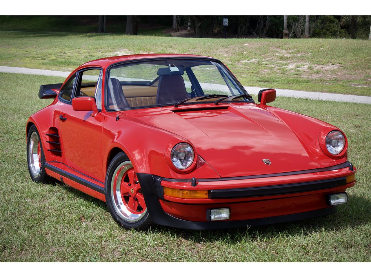 Porsche-930-turbo-1978-Bright-Red-Brown-87