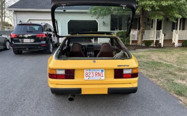 Porsche-944-1983-Yellow-Brown-3