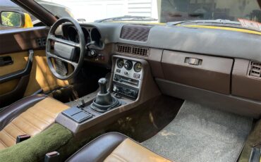 Porsche-944-1983-Yellow-Brown-6