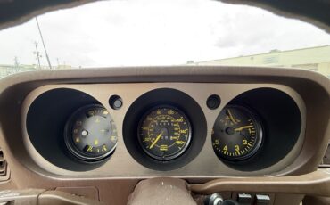 Porsche-944-1984-18