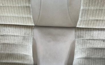 Porsche-944-1984-2-Door-Coupe-14