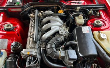 Porsche-944-1984-2-Door-Coupe-16