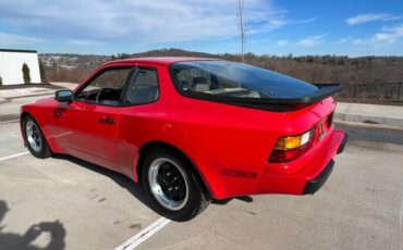 Porsche-944-1984-2-Door-Coupe-6