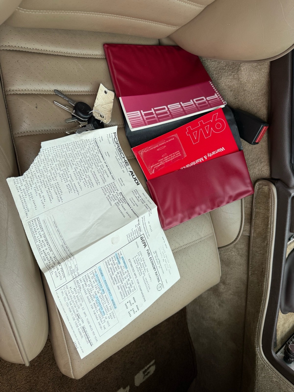 Porsche-944-1984-30