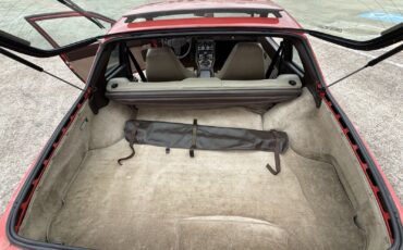 Porsche-944-1984-31