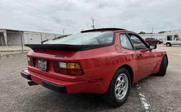 Porsche-944-1984-4